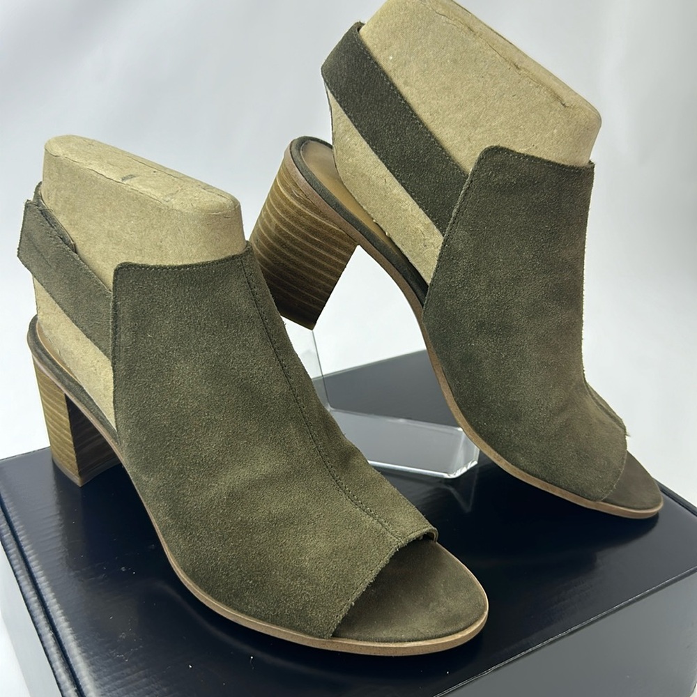 Franco Sarto Suede Olive Green Slides with hook & loop Strap. Size 8.